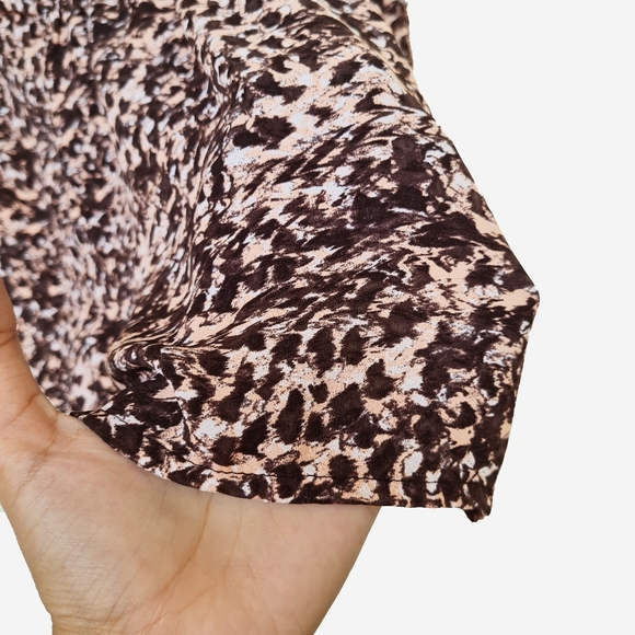 Size- L, H&M sleeveless Blouse animal print - Picture 6 of 7